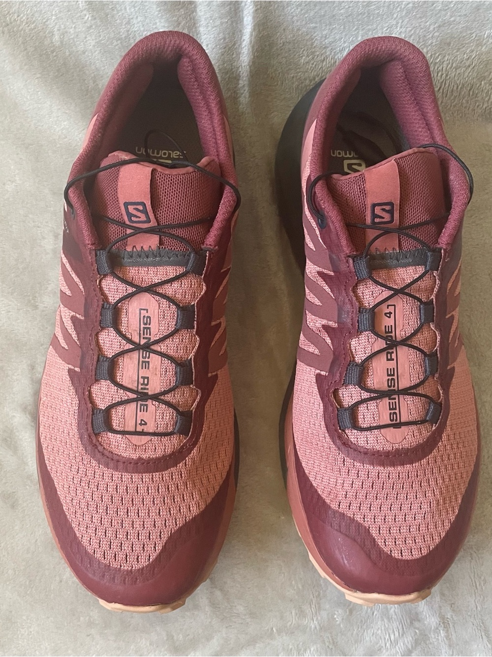 Solomon Sense Ride 4 
Women’s Trail Running Shoes Size 8 Pink Red 413055